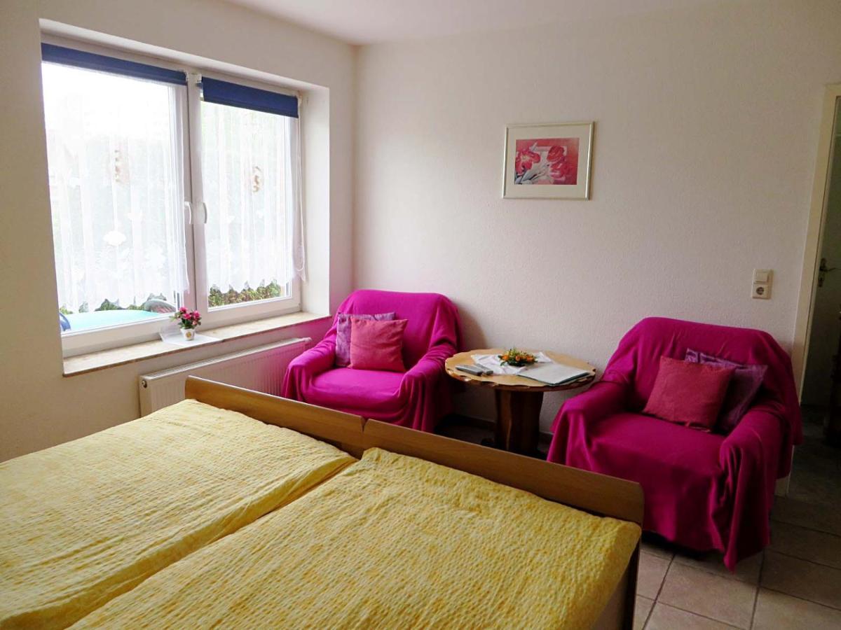 Ferienwohnungen "Marie" Mit Terrassen, Inclusive Park- Und Stellplaetze Am Haus, Mueritz-Strand Nur 700M, Altstadt 10Min, Ruhige Lage, Waren  Exterior photo